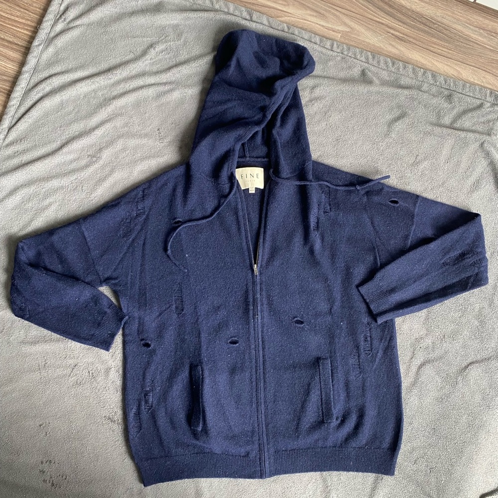 Fine Collection - 100% cashmere navy sweater